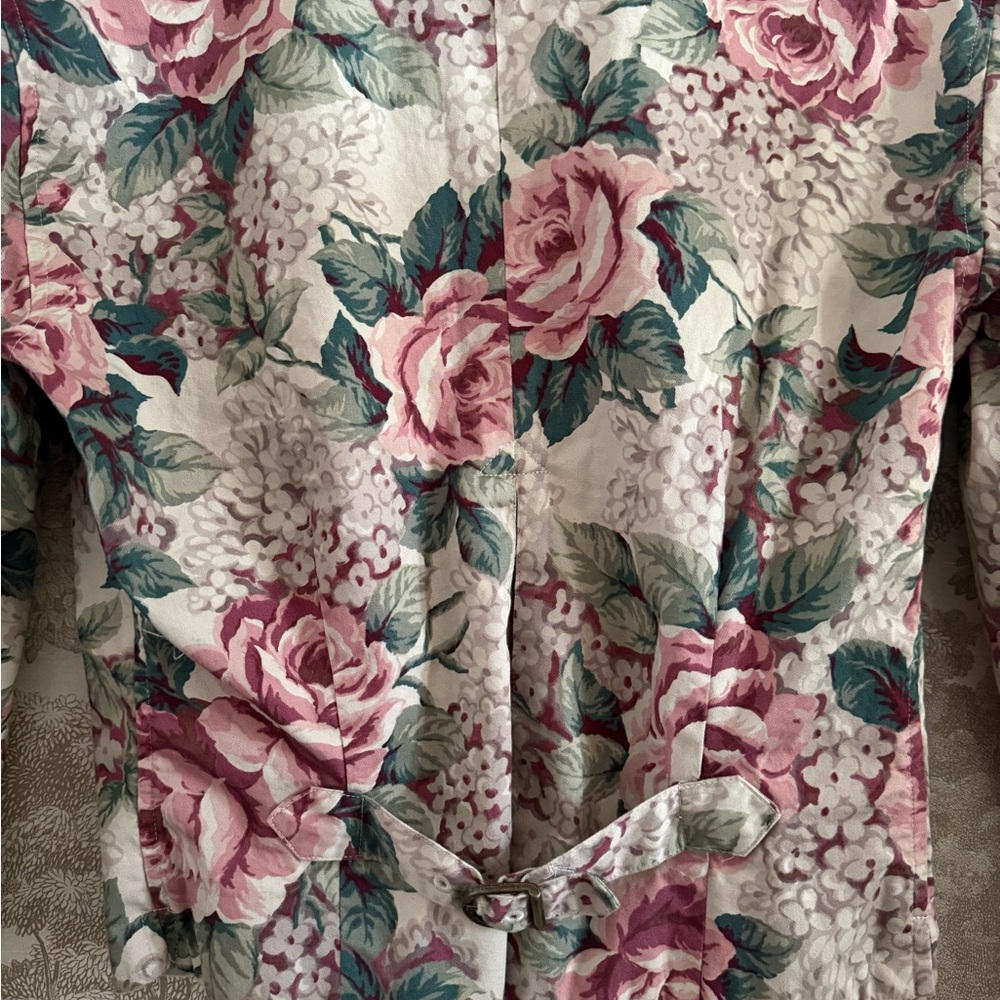 Banana Republic Floral Button-Front Blouse in Pink, Green, Cream - Picture 6 of 10